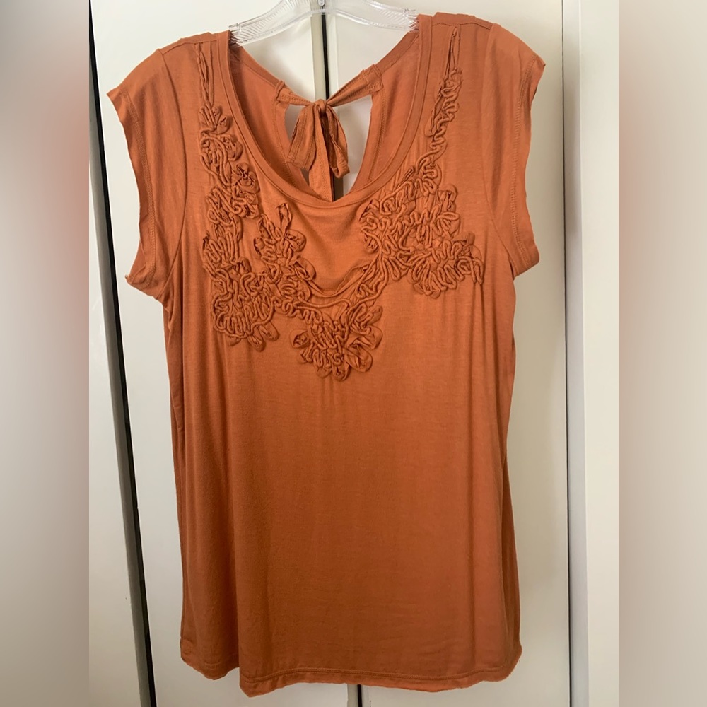 Embroidered Cap Sleeves Top